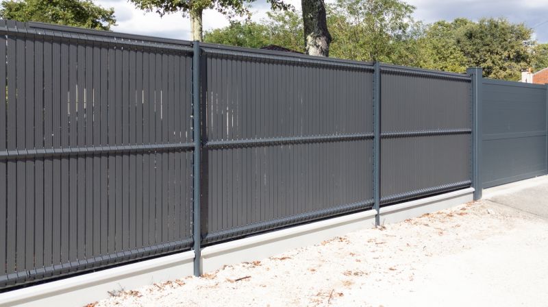 Aluminum Fence Construction in Pearland, TX