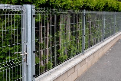 Aluminum Gate Installation in Des Moines, IA