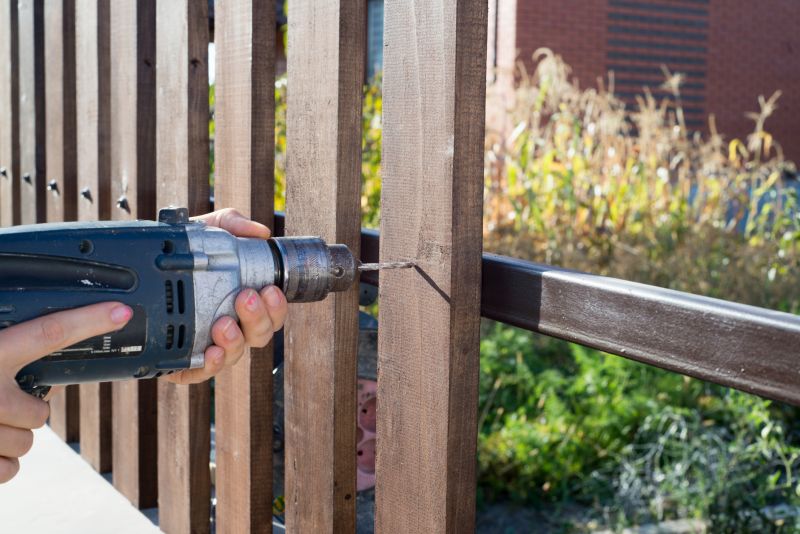 Wood Fence Construction in Pearland, TX